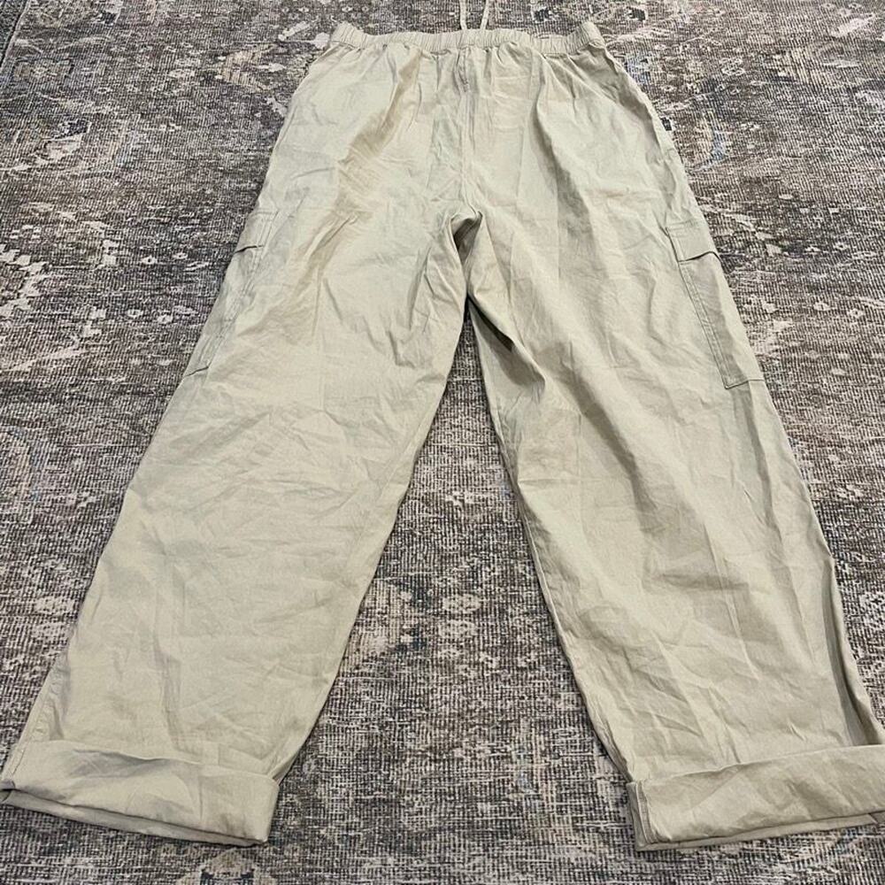 Athleta Paradise Mid Rise Straight Leg Cargo Pants Womens S Khaki Beige